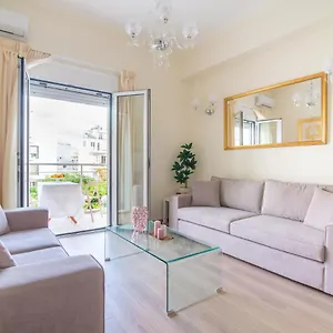 Boutique With Parkview Apartment